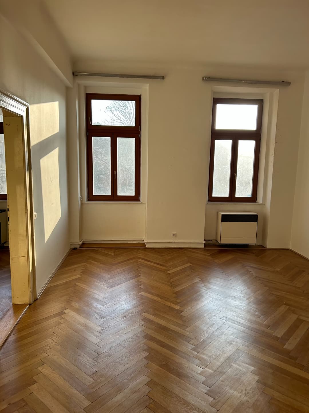Realizace vymalování bytu v ulici Na Kleovce Praha 2 - Vinohrady, realizováno Malíři Profi David Telvak